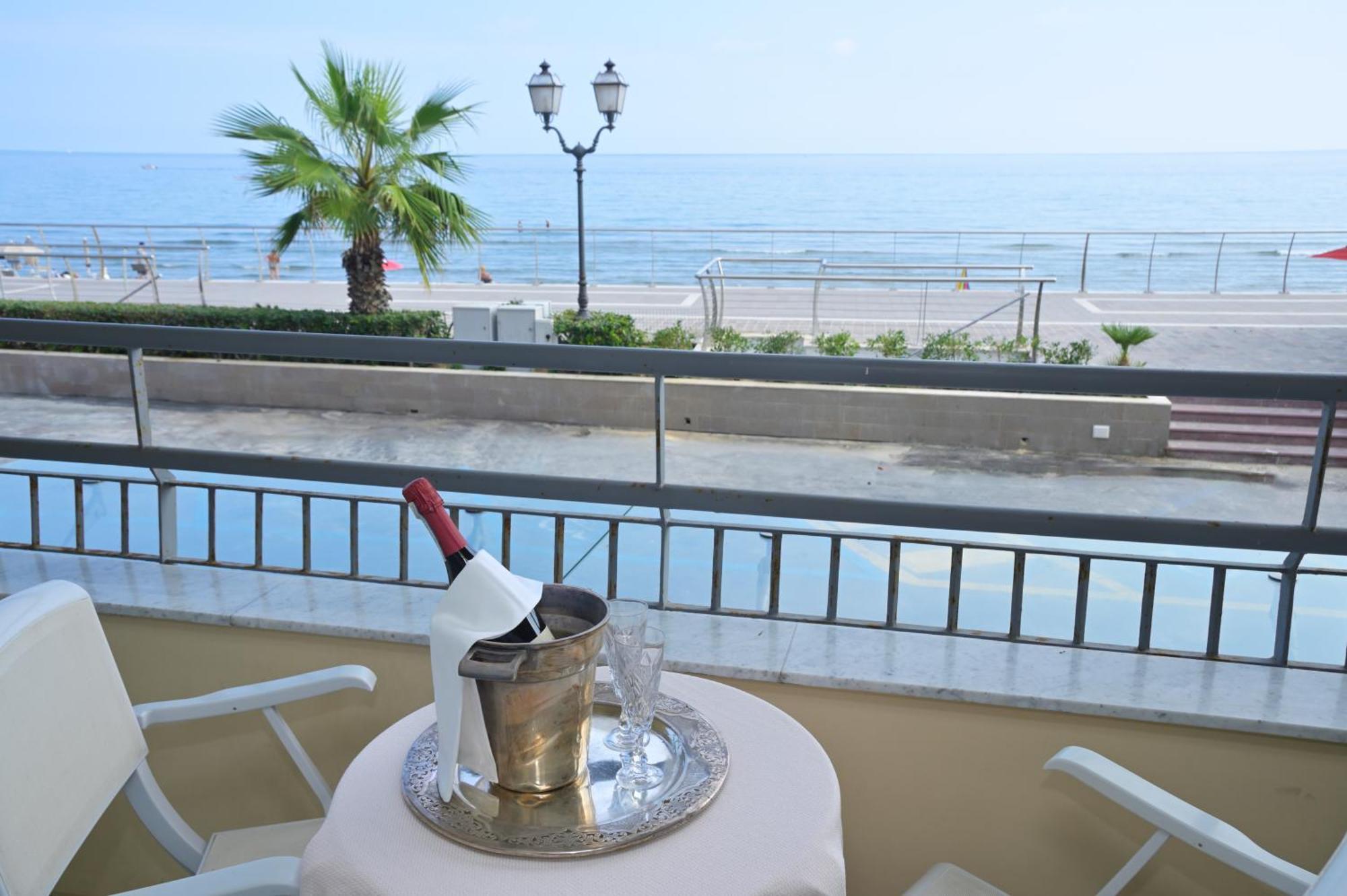 Atlantic 4* Alassio